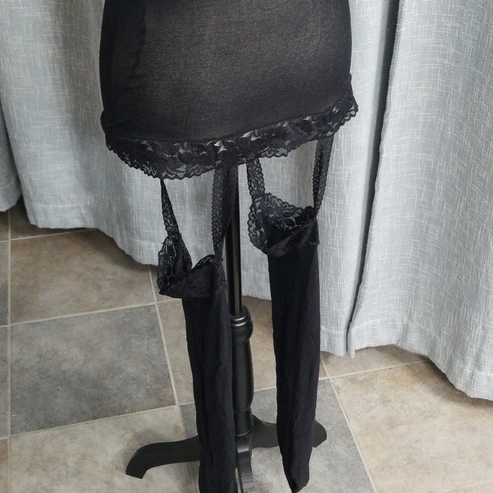 Super sexy one piece Lingerie EUC - Picture 3 of 4